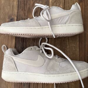 Nike Court Borough Low Premium Y2K 90s Athletic Women’s Shoes 861533101 Size 8